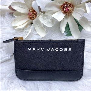 🐰🐼 MARC JACOBS Branded Saffiano Coin Pouch 🐼🐰
